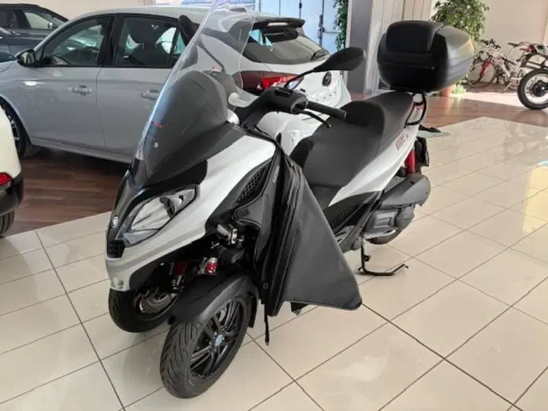 Piaggio MP3 300 ABS Hpe (2021 - 24)
