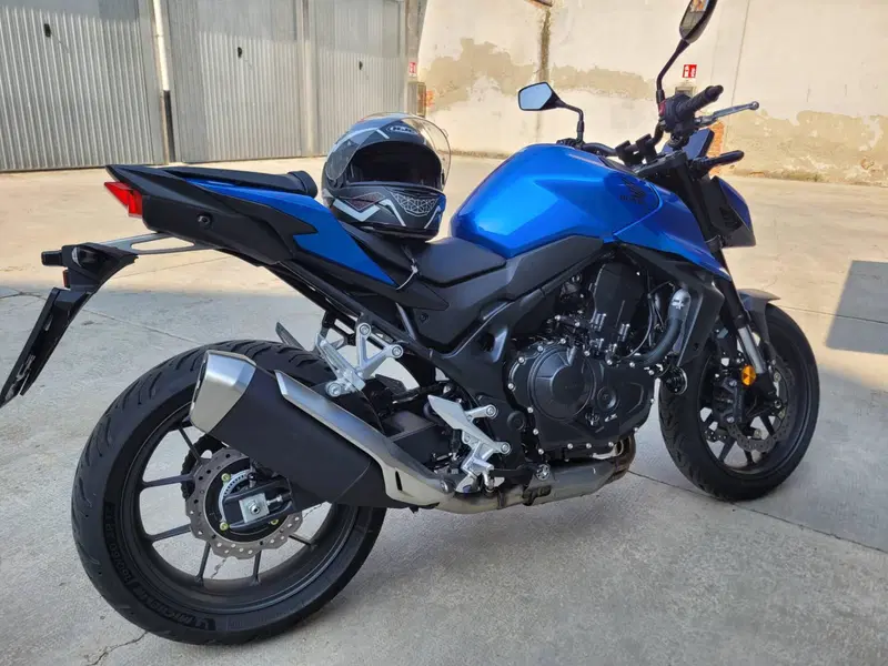 Honda CB 750 Hornet (2025) (2)