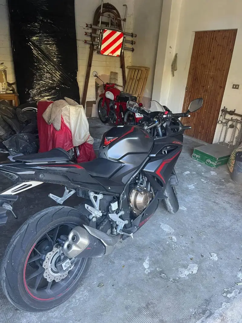 Honda CBR 500 R (2019 - 20) (5)