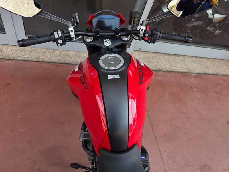 Ducati Monster 937 + (2021 - 25) (10)