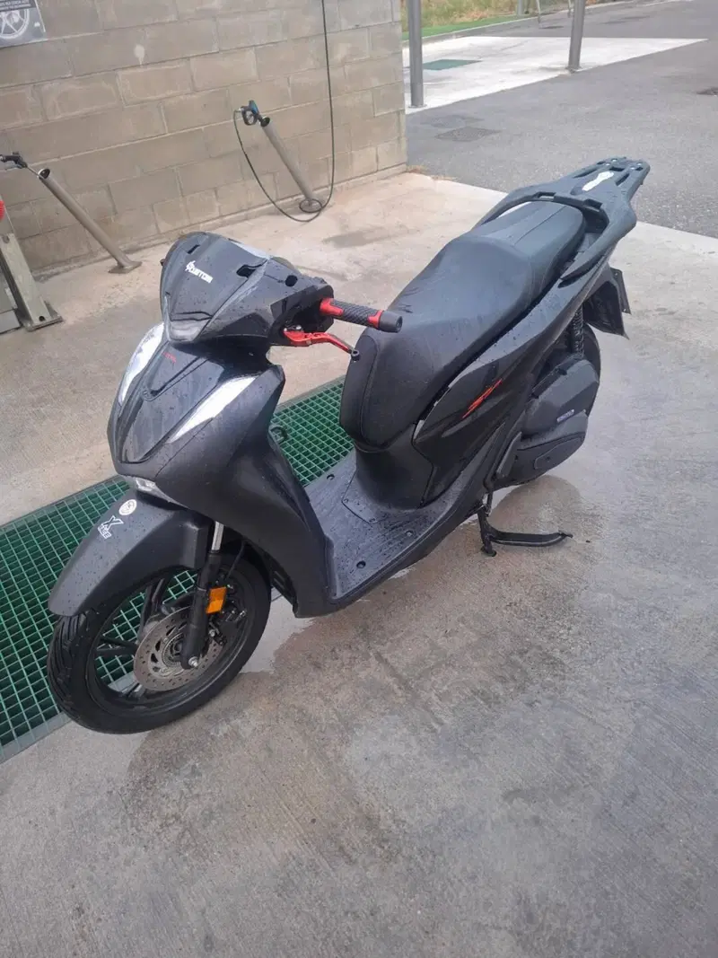 Honda SH 125i Sport (2024 - 25) (3)