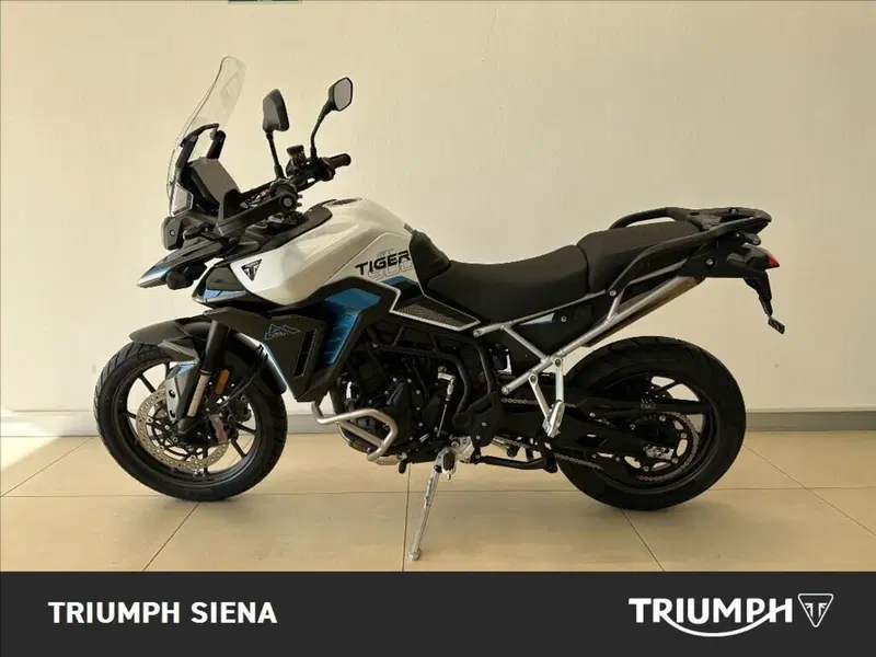 Triumph Tiger 900 Alpine Special Edition (2026) (2)