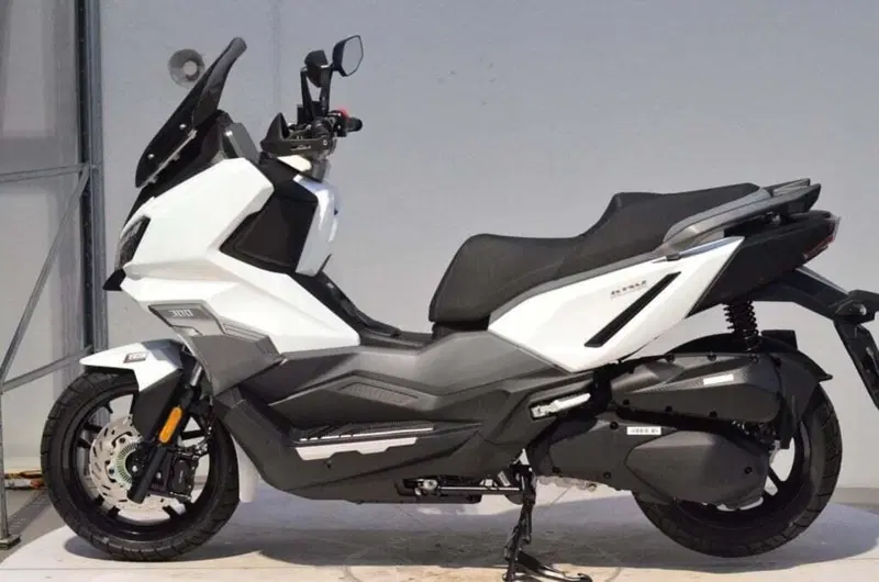 Sym ADX 300 (2024 - 26) (2)