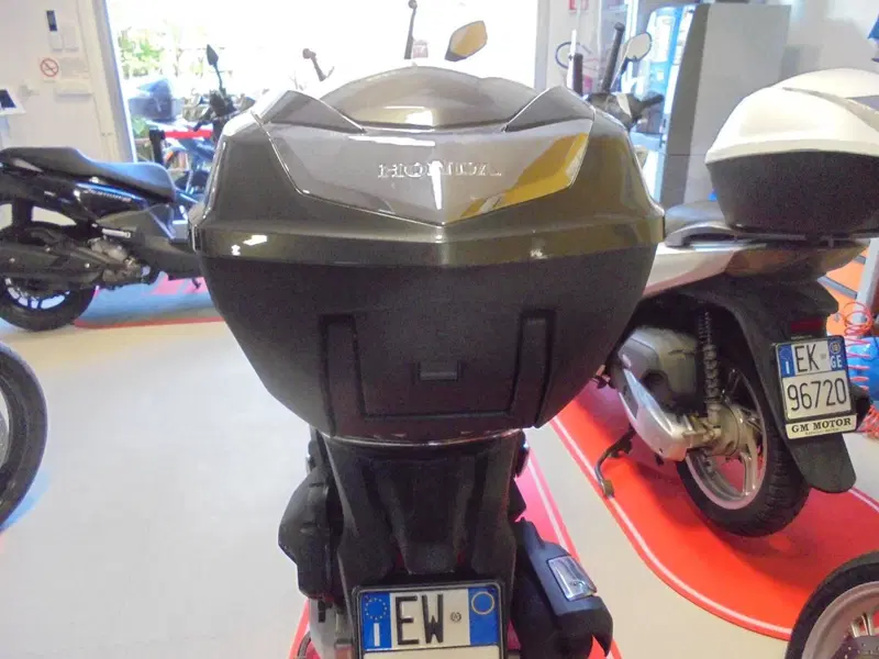 Honda SH 150i (2020 - 23) (4)