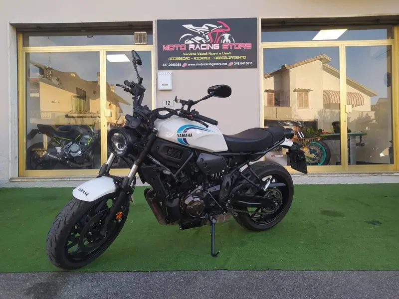 Yamaha XSR 700 (2022 - 26) (4)