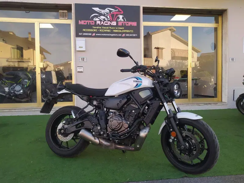 Yamaha XSR 700 (2022 - 26) (3)