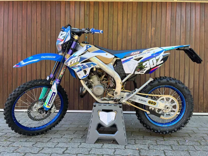 Tm Moto EN 125 (2008 - 09) (4)