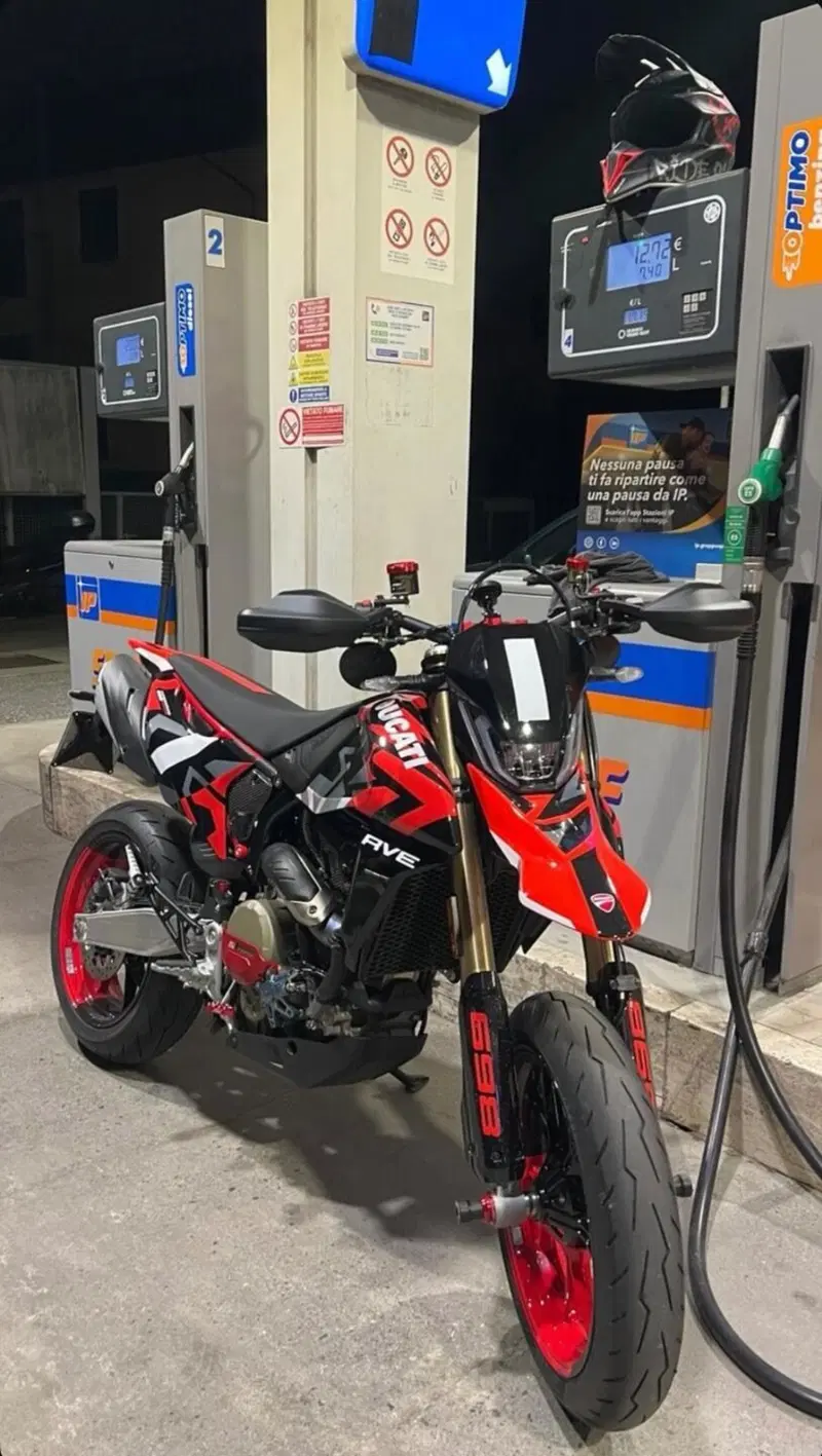 Ducati Hypermotard 698 Mono RVE (2024 - 26) (2)