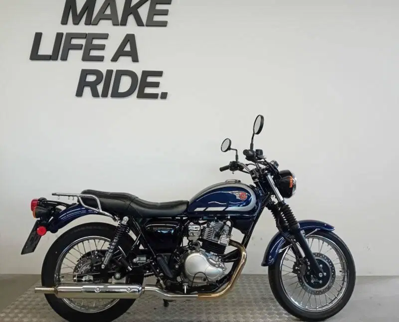 Kawasaki W 230 (2025 - 26)