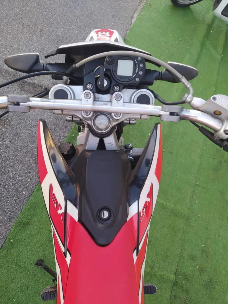 Aprilia SX 50 (2006 - 17) (8)