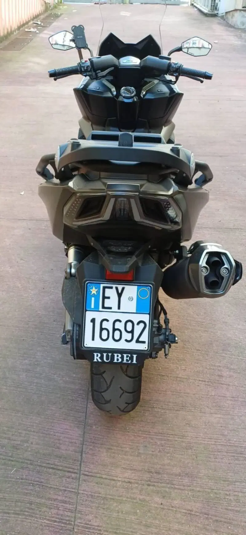 Kymco AK 550 ETS (2021 - 26) (7)