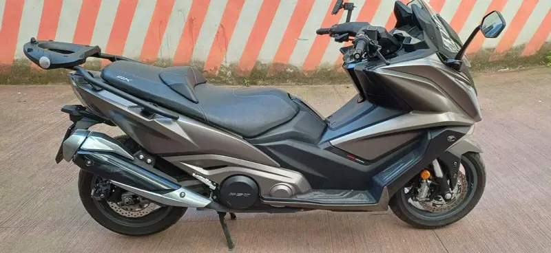 Kymco AK 550 ETS (2021 - 26) (8)