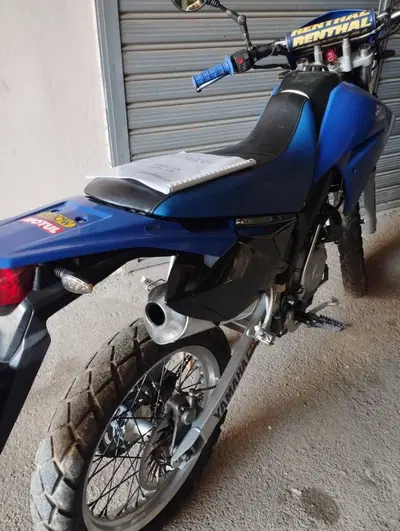 Yamaha XT 125 R (2005 - 11) usata