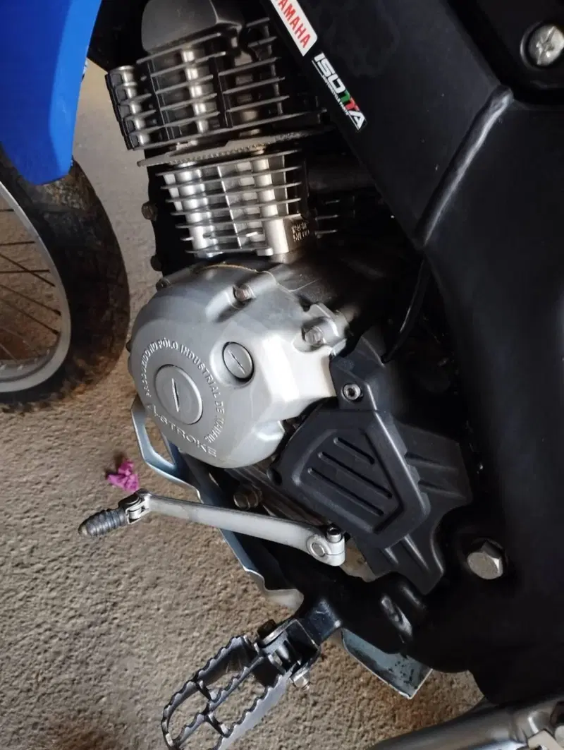 Yamaha XT 125 R (2005 - 11) (2)
