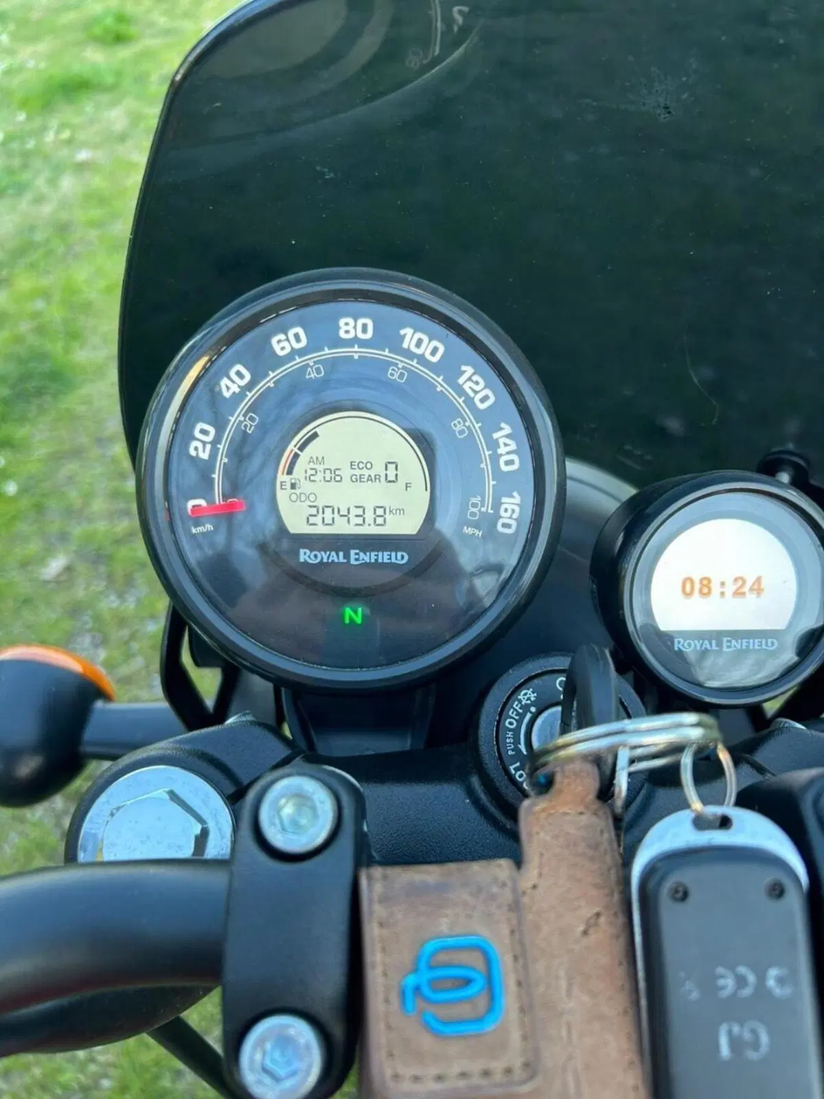 Royal Enfield HNTR 350 (2022 - 26) (6)