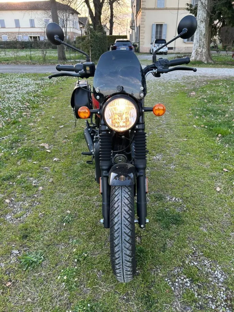 Royal Enfield HNTR 350 (2022 - 26) (8)