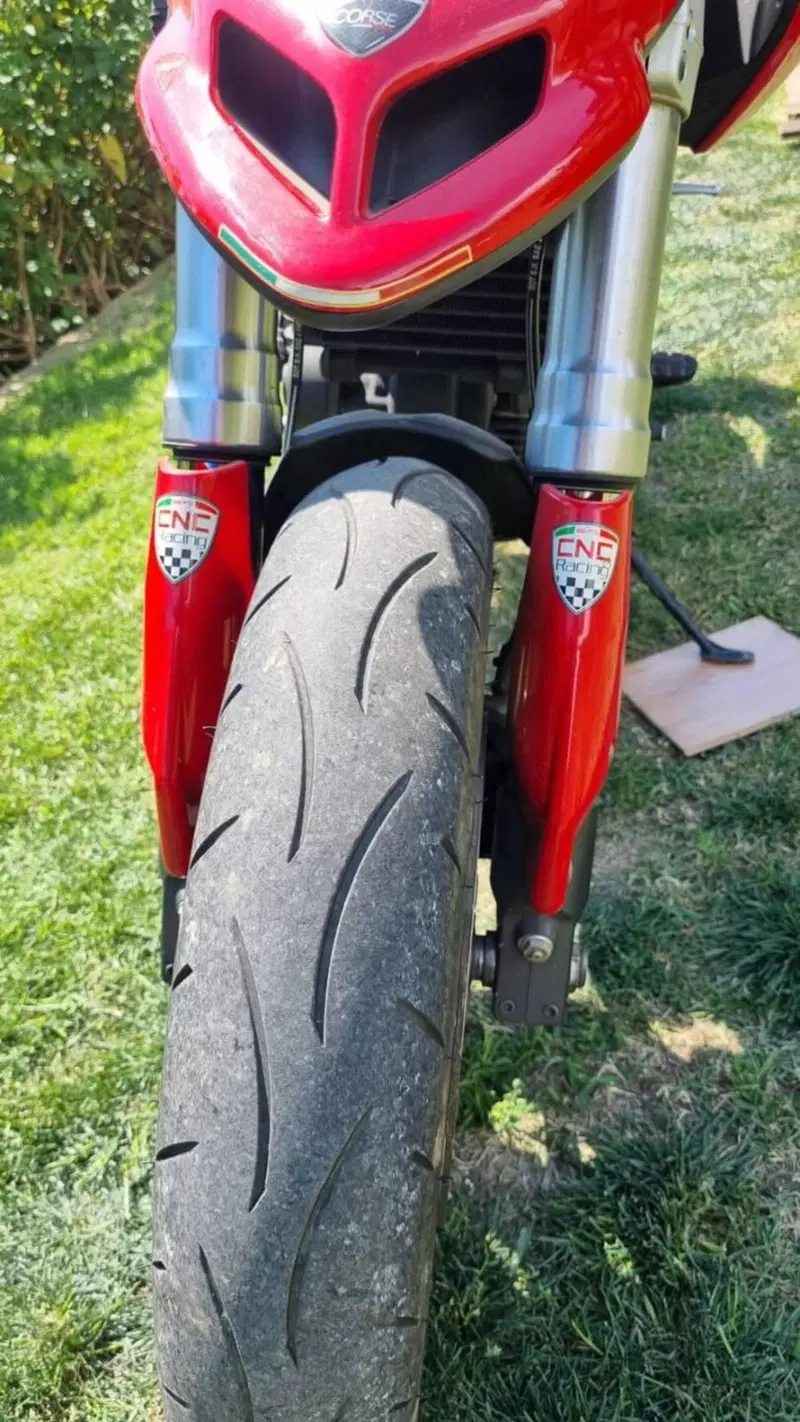 Ducati Hypermotard 1100 (2007 - 09) (7)