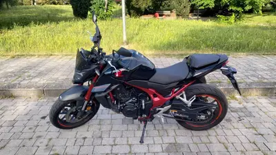 Honda CB 750 Hornet (2023 - 24) usata