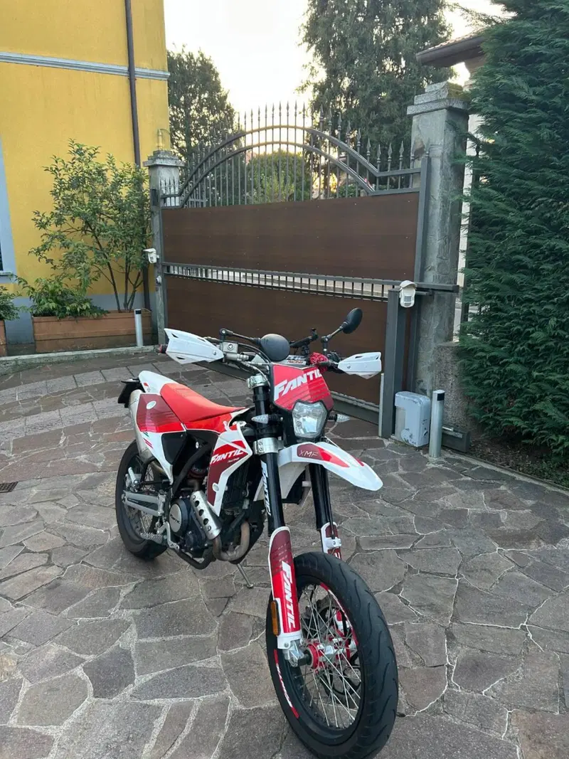 Fantic Motor XMF 125 Motard Performance 4T (2023 - 24)