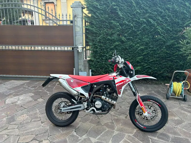 Fantic Motor XMF 125 Motard Performance 4T (2023 - 24) (3)