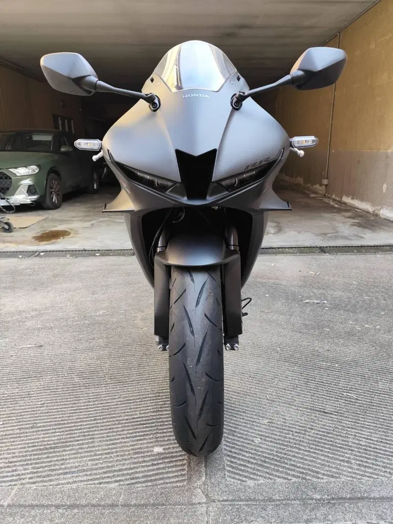 Honda CBR 600 RR (2024 - 26) (6)