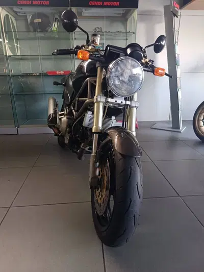 Ducati Monster 900 (1993 - 96) usata