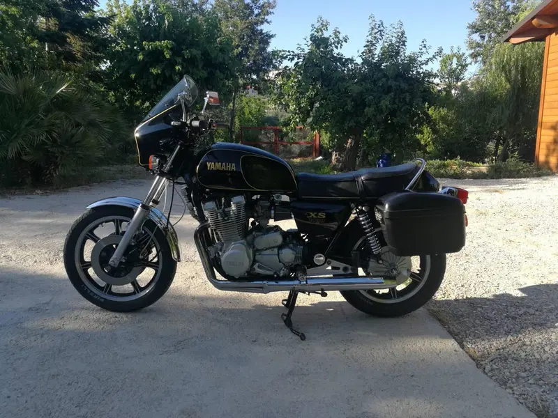 Yamaha XS 1100 (3)