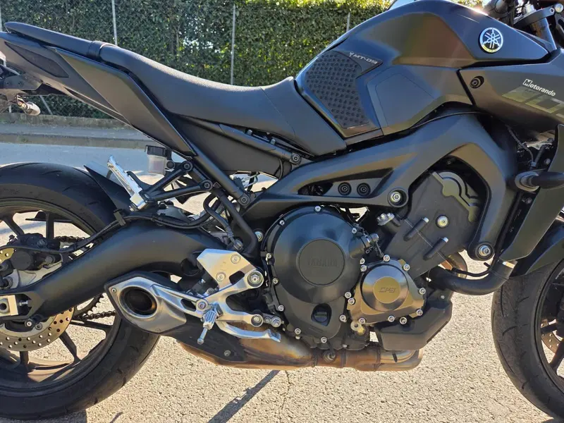 Yamaha MT-09 (2017 - 20) (6)