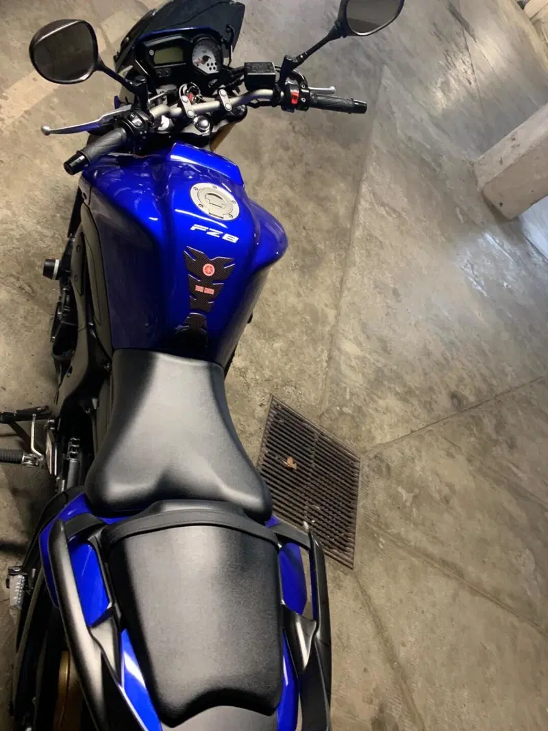 Yamaha FZ8 (2010 - 12) (3)