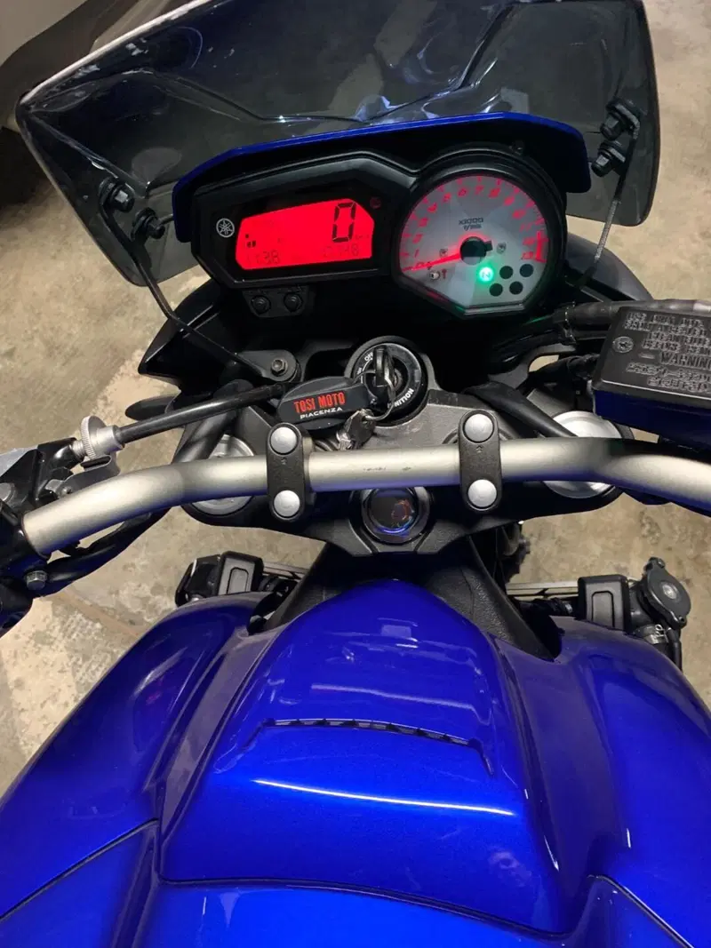 Yamaha FZ8 (2010 - 12) (6)