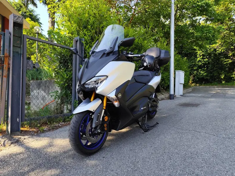 Yamaha T-Max 530 SX (2017 - 19) (2)