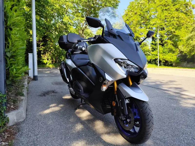 Yamaha T-Max 530 SX (2017 - 19) (4)