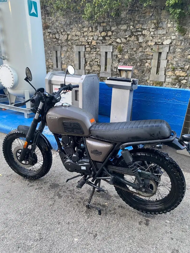 Brixton Motorcycles Felsberg 125 CBS (2021 - 25) (2)