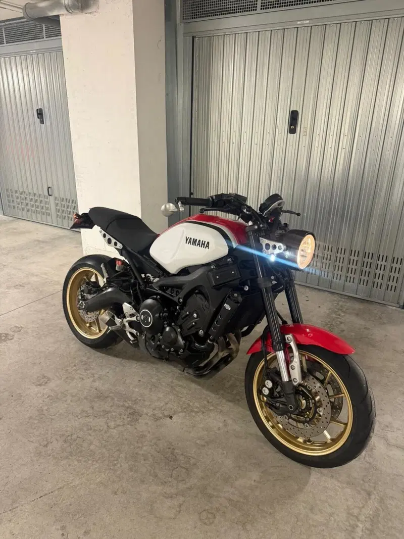 Yamaha XSR 900 (2022 - 24)