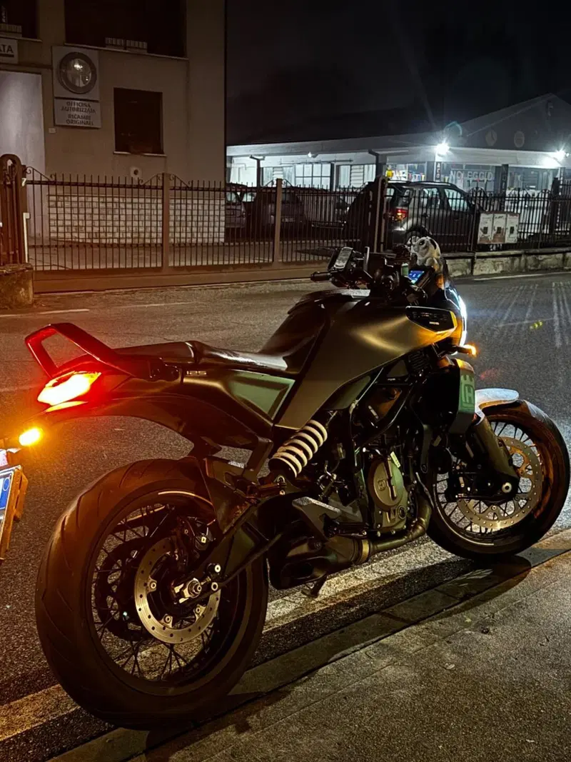 Husqvarna Svartpilen 125 (2024 - 26) (5)