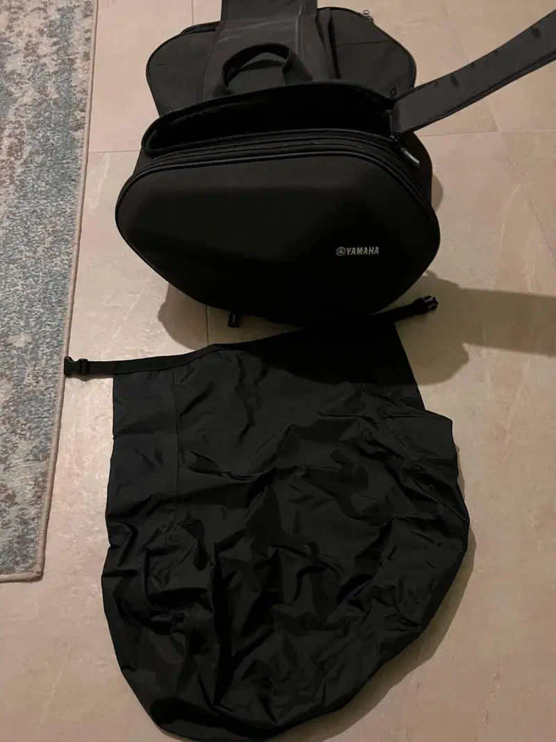 Yamaha YZF R7 World GP 60th Anniversary (2022 - 23) (9)