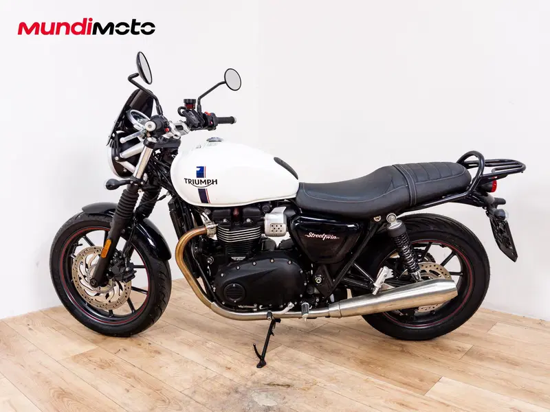 Triumph Street Twin 900 (2017 - 18) (6)