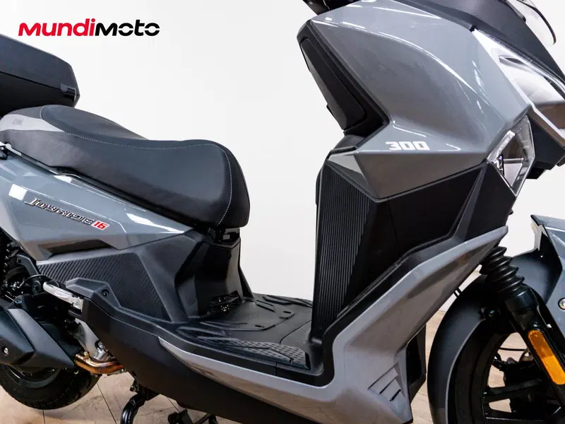 Sym Joyride 300 (2022 - 24) (5)