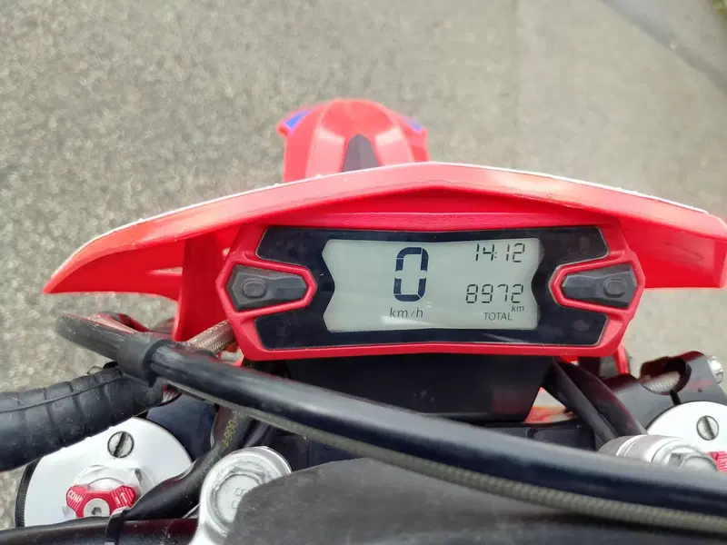 Betamotor RR 390 4T Enduro (2017) (2)