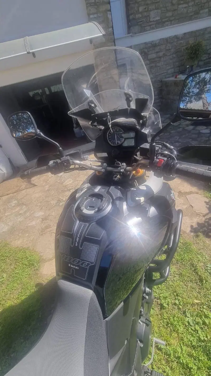 Suzuki V-Strom 1000 ABS No compromise LE (2015 - 17) (6)