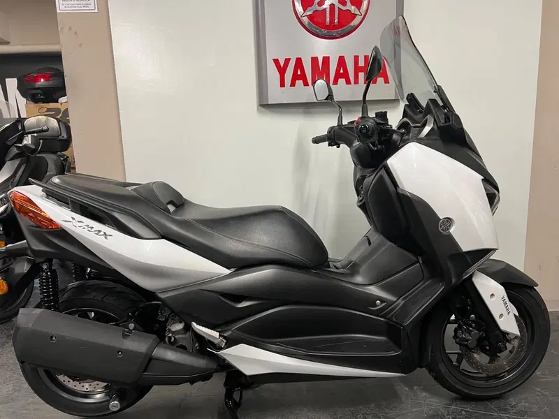 Yamaha X-Max 300 (2021 - 24)