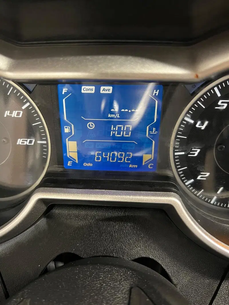 Yamaha X-Max 300 (2021 - 24) (9)