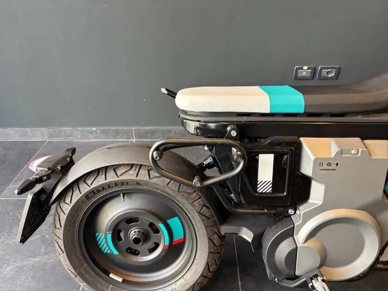 Bmw CE 02 AM (2024 - 26) (10)