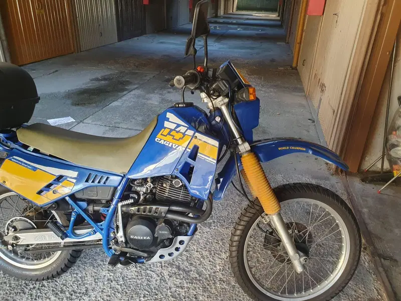 Cagiva 350 T4 (3)