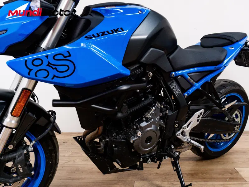 Suzuki GSX-8S (2025 - 26) (9)