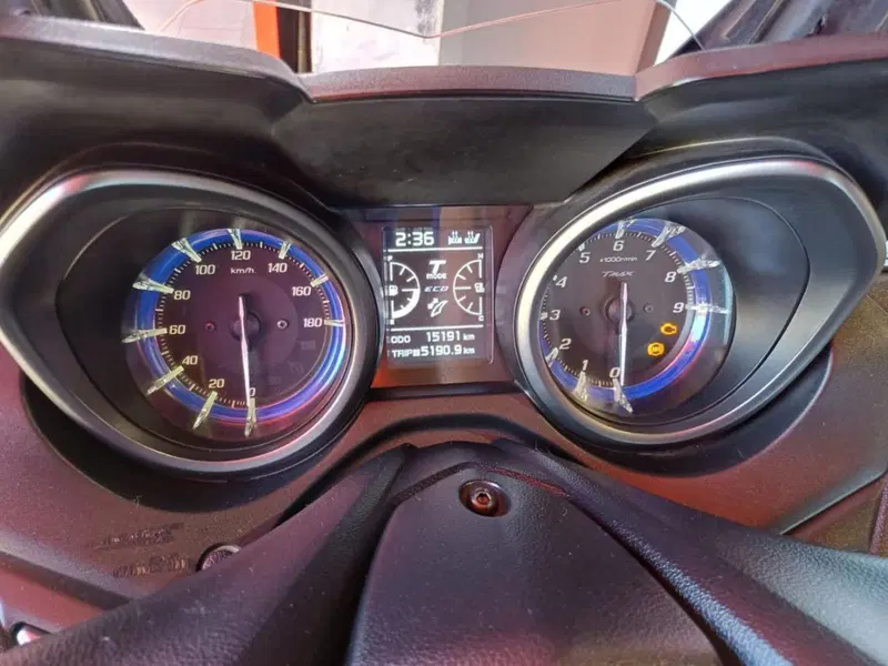 Yamaha T-Max 560 (2020 - 21) (5)