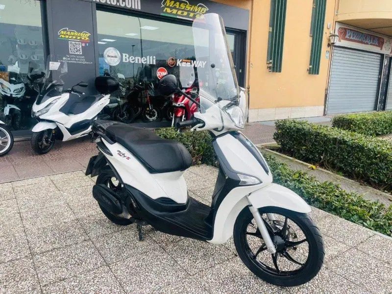 Piaggio Liberty 150 3V ABS (2021 - 24) (4)