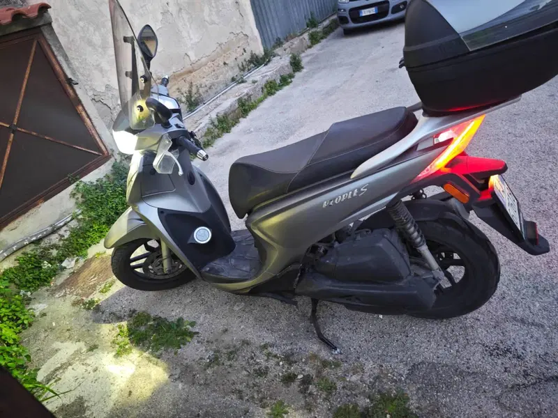 Kymco People 125i S ABS (2024 - 26) (3)