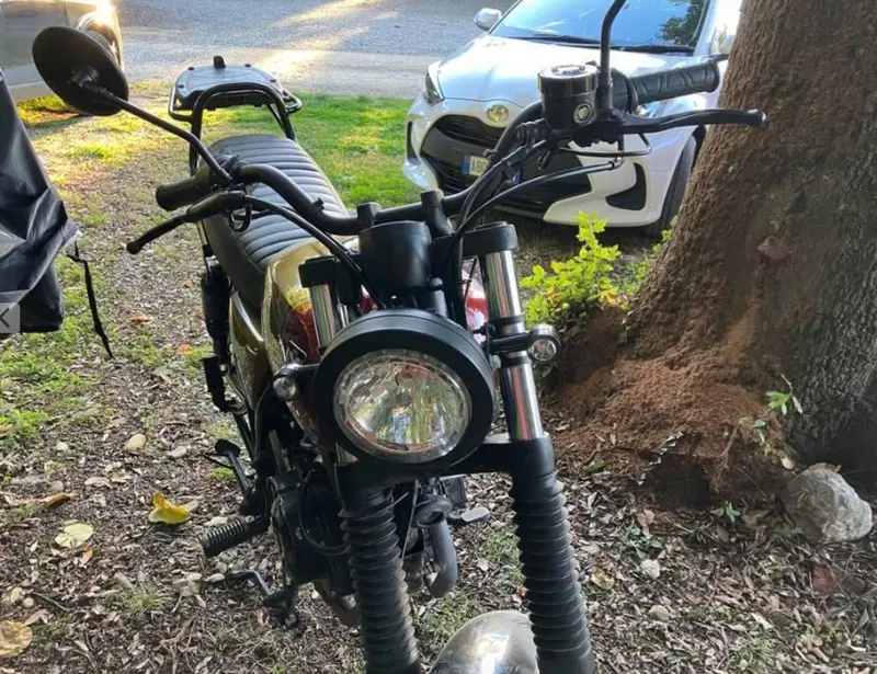 Brixton Motorcycles Cromwell 250 (2020) (2)