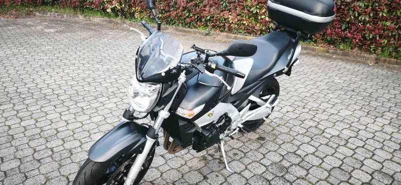 Suzuki GSR 600 (2006 - 11)